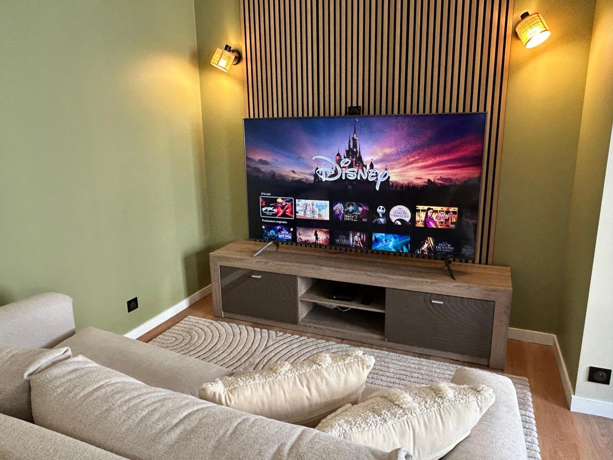 Sweet And Comfy In Hyper City Center With Netflix, Prime And Disney Plus Included Noisy-le-Grand Εξωτερικό φωτογραφία